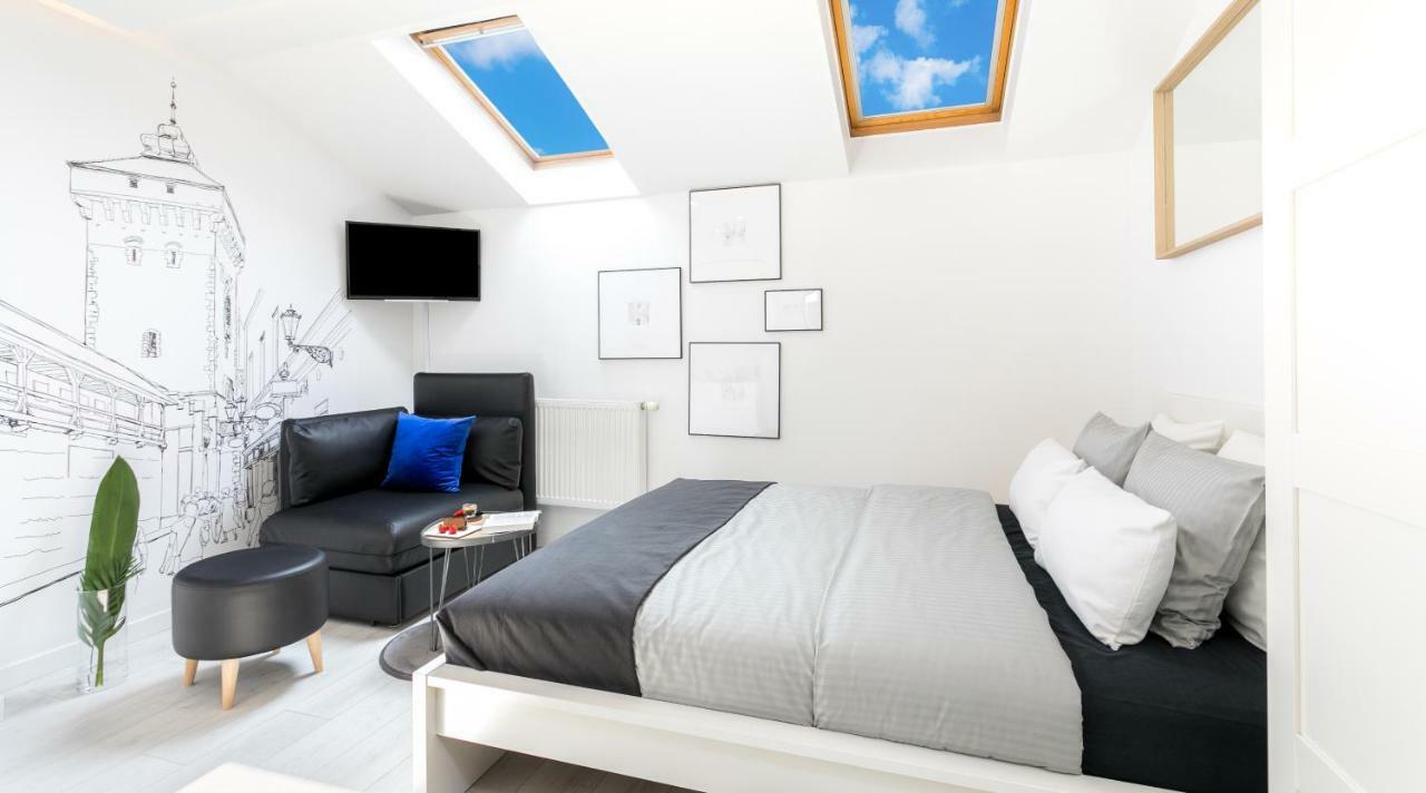 Terminal Krakow - Studio Apartments Next To The Main Square ภายนอก รูปภาพ